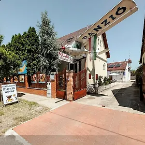 Pilóta Panzió Panzió Szeged
